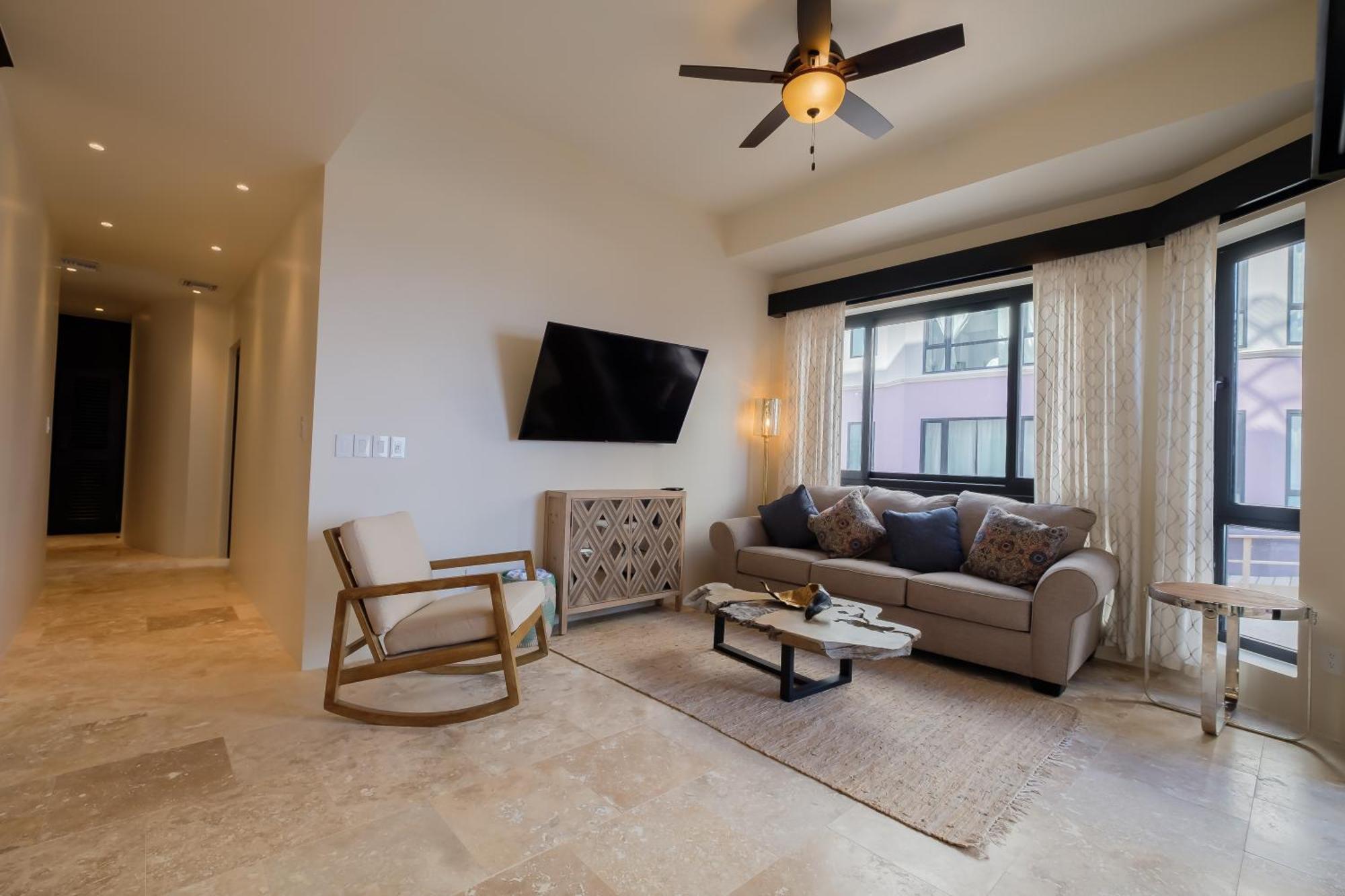 Diamante Beachfront Suites San Pedro  Exterior photo