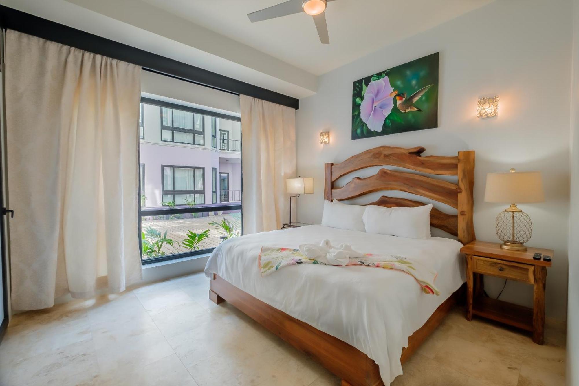 Diamante Beachfront Suites San Pedro  Exterior photo