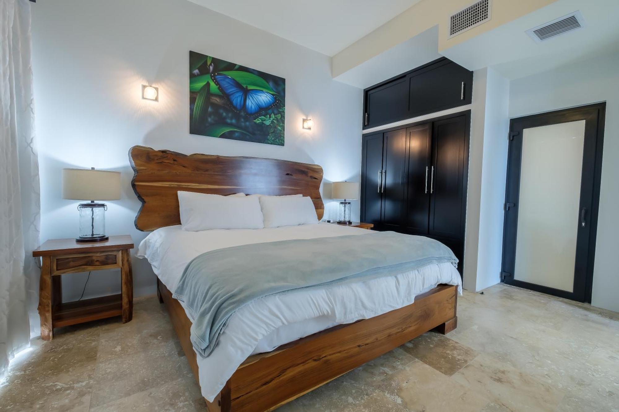 Diamante Beachfront Suites San Pedro  Exterior photo