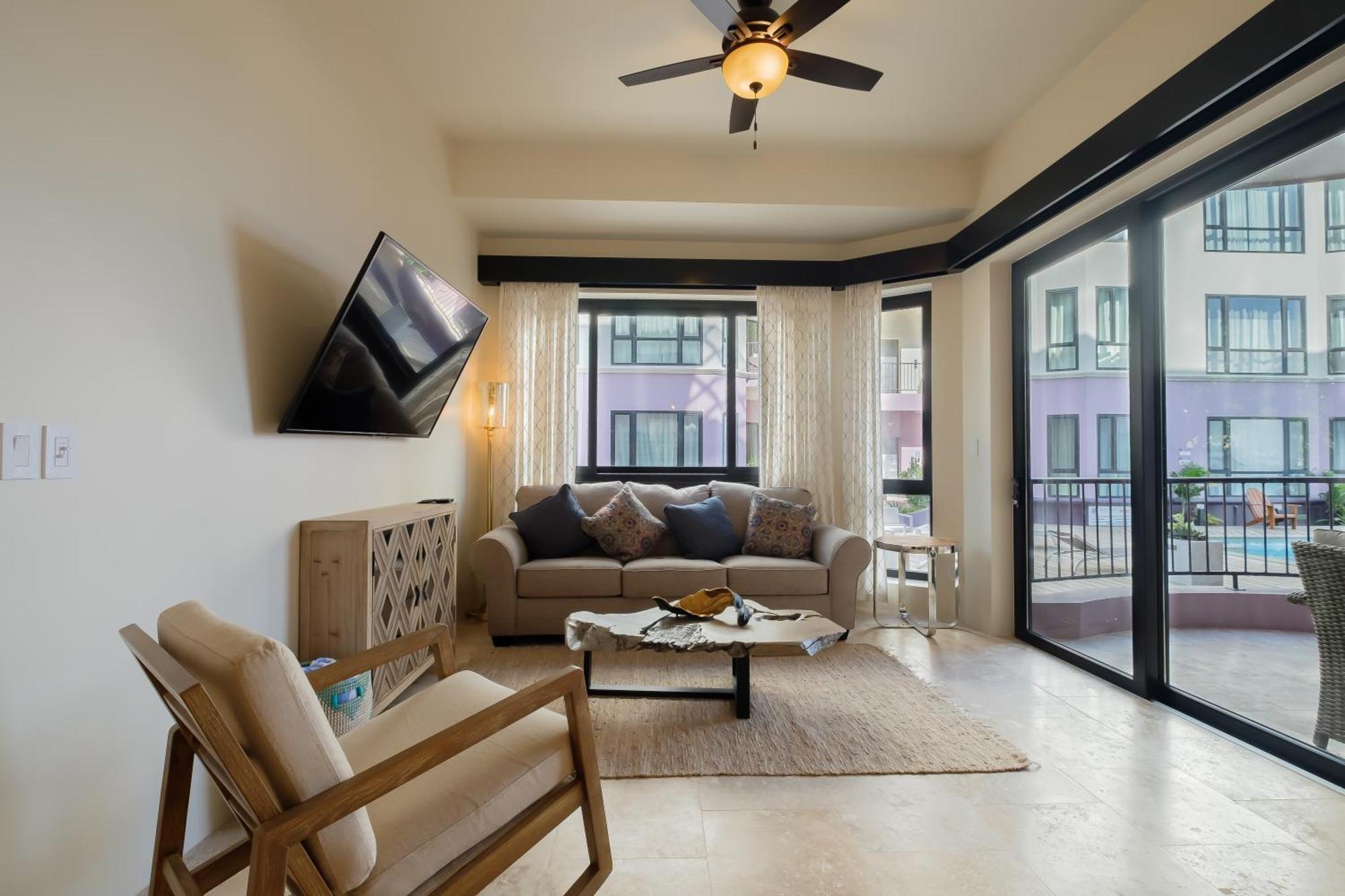 Diamante Beachfront Suites San Pedro  Exterior photo