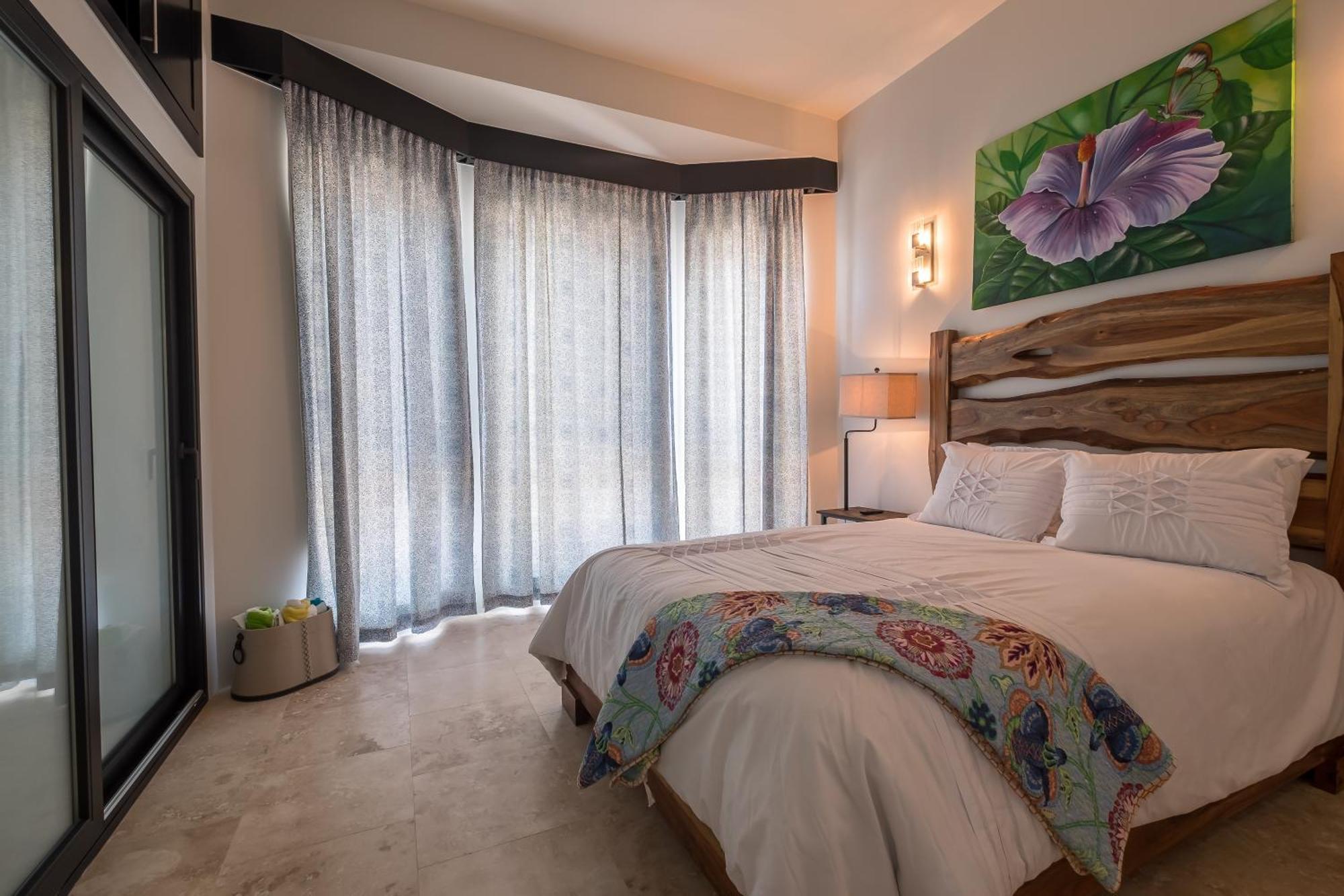 Diamante Beachfront Suites San Pedro  Exterior photo