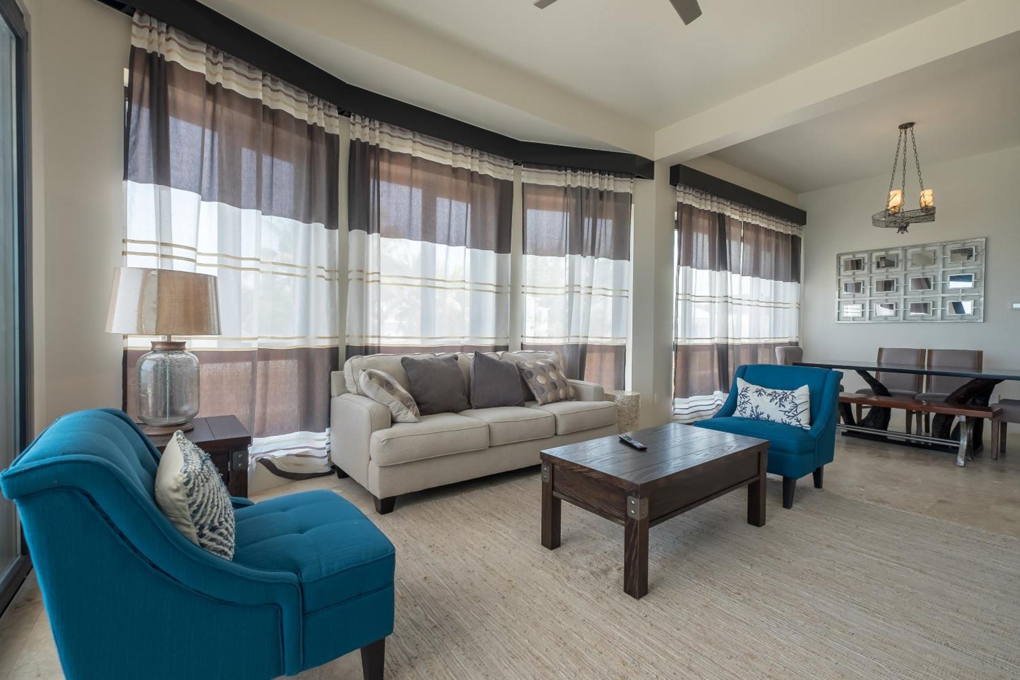 Diamante Beachfront Suites San Pedro  Exterior photo