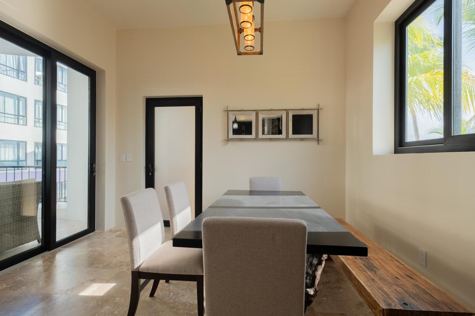 Diamante Beachfront Suites San Pedro  Exterior photo